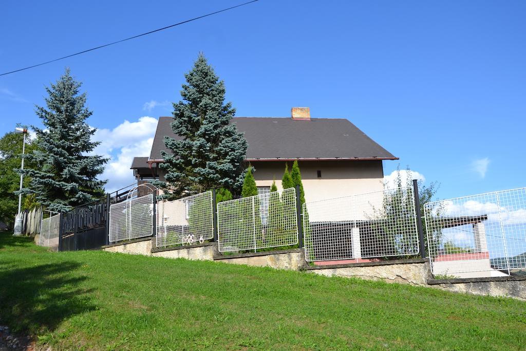 Penzion Panorama Бероун Екстериор снимка